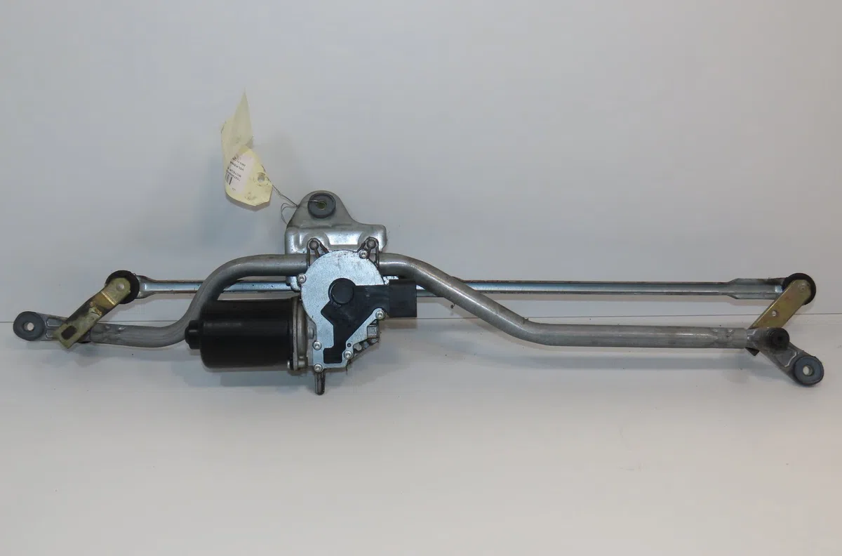 Moteur essuie-glace avant Volkswagen TRANSPORTER V Autobus-Autocar (7HB, 7HJ, 7EB, 7EJ) 1.9 tdi (2003-2009) occasion
