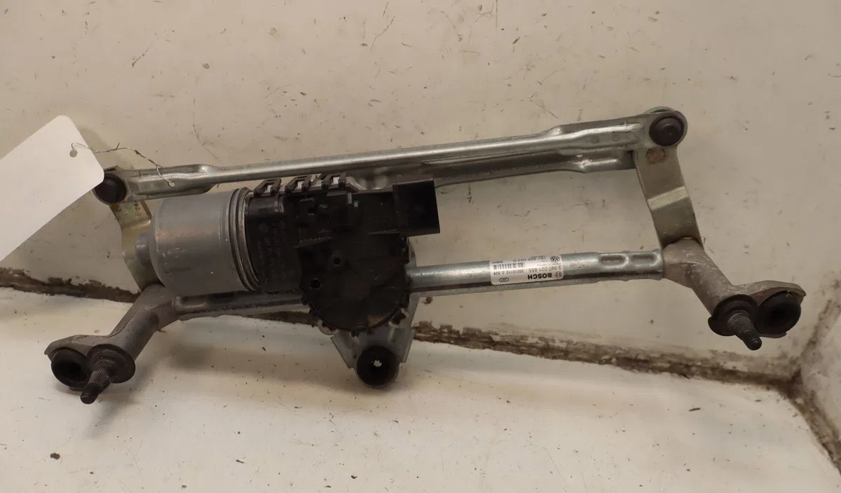 Moteur essuie-glace avant Volkswagen UP! (121, 122, BL1, BL2, BL3, 123) 1.0 (2011-2020) occasion