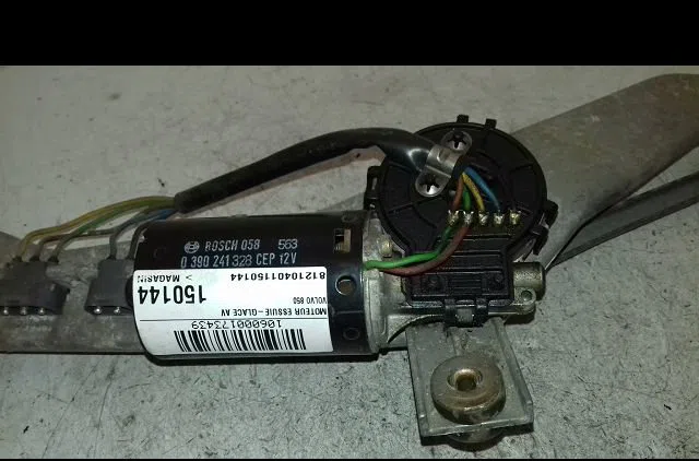 Moteur essuie-glace avant Volvo 850 Break (855) 2.4 (1992-1996) occasion