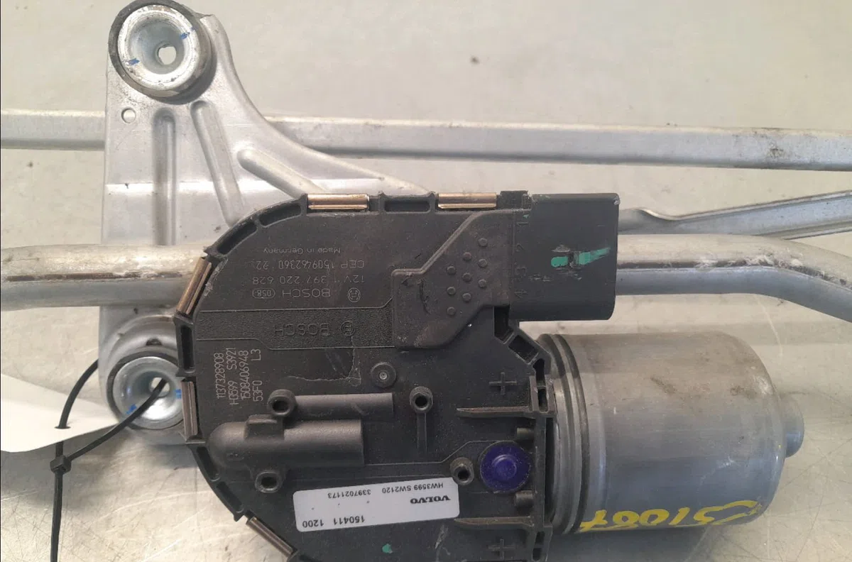 Moteur essuie-glace avant Volvo S60 II (134) D4 (2010-2014) occasion