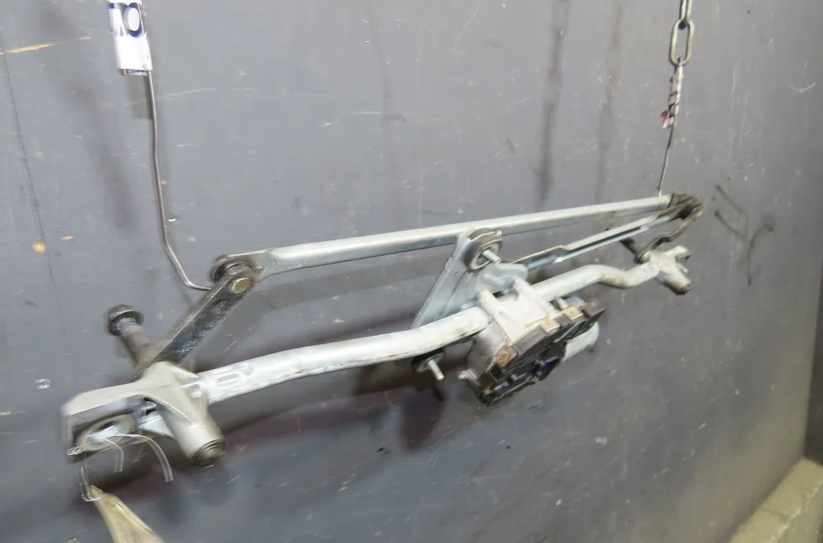 Moteur essuie-glace avant Volvo V60 I Cross Country (157) D4 (2015-2018) occasion