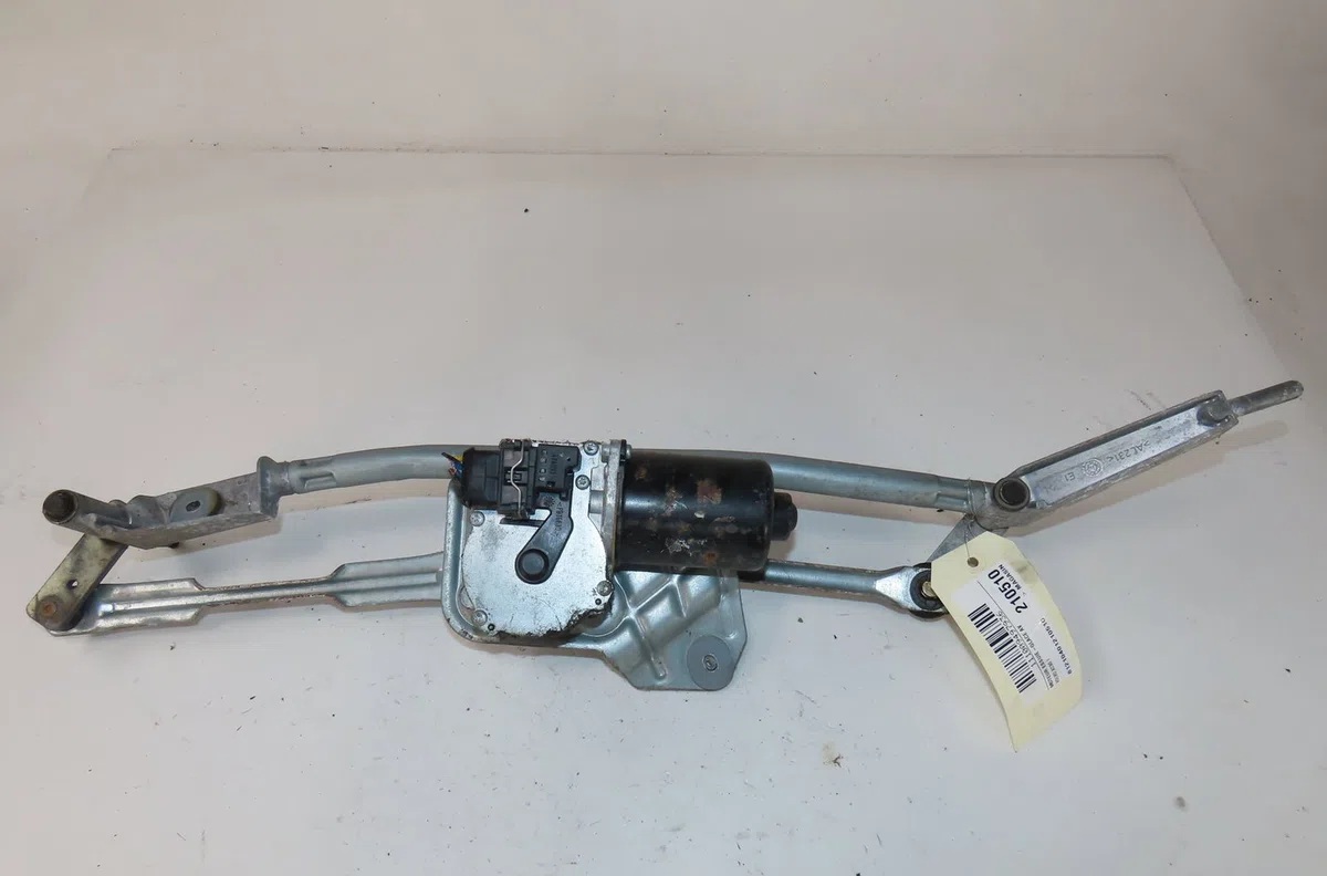 Moteur essuie-glace avant Volvo XC90 I (275) D5 awd (2005-2010) occasion