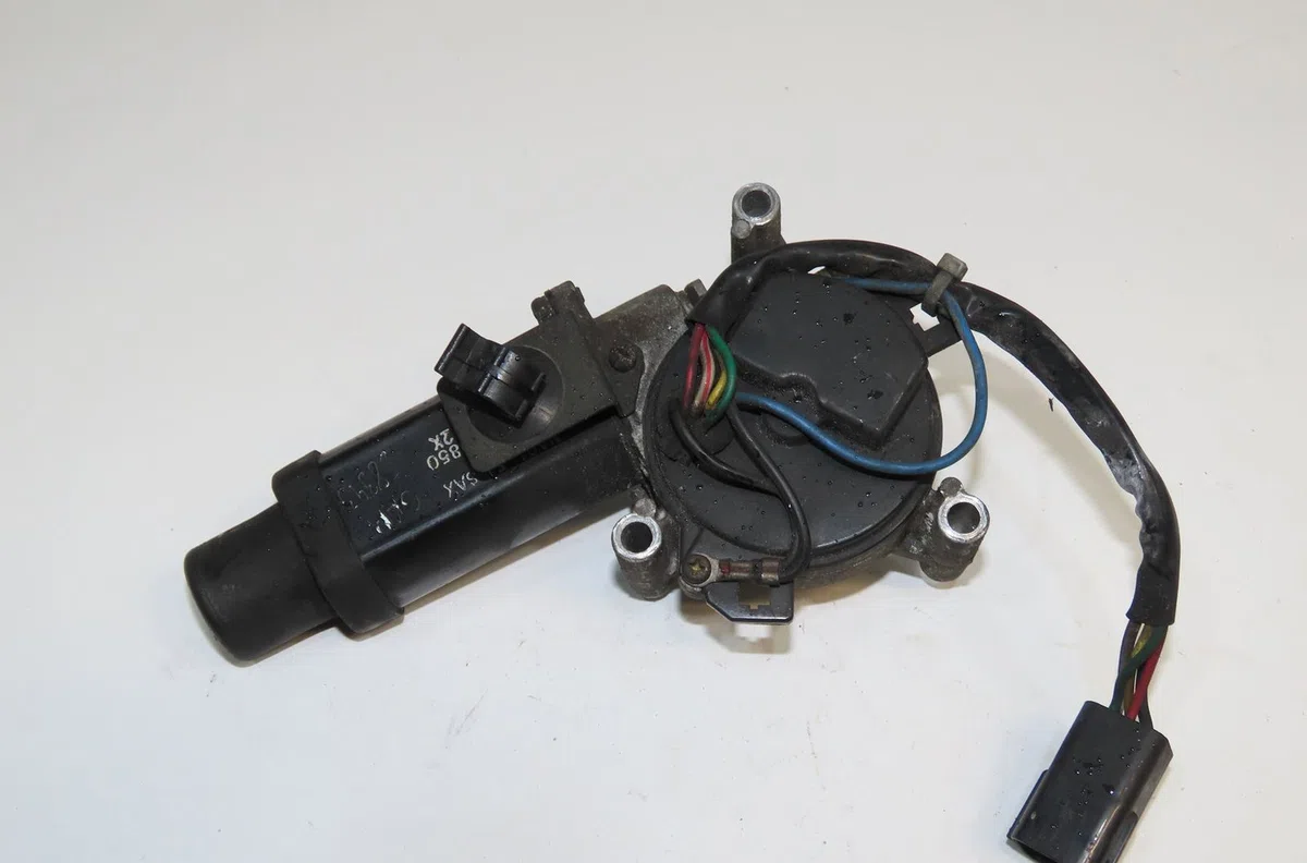 Moteur essuie-phare d Mazda MX-5 I (NA) 1.6 (na6c) (1990-1994) occasion