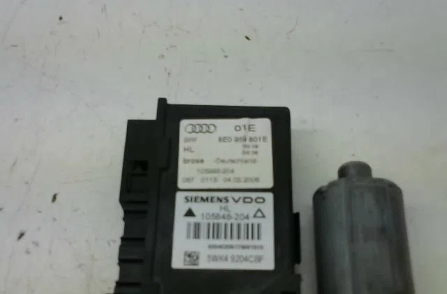 Moteur leve glace aile arg Audi A4 B7 (8EC) 2.0 (2004-2008) occasion