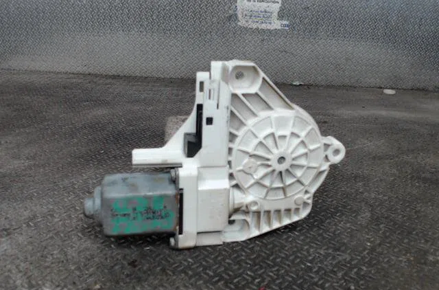 Moteur leve-vitre ard Audi Q3 (8UB, 8UG) 2.0 tdi quattro (2011-2018) occasion
