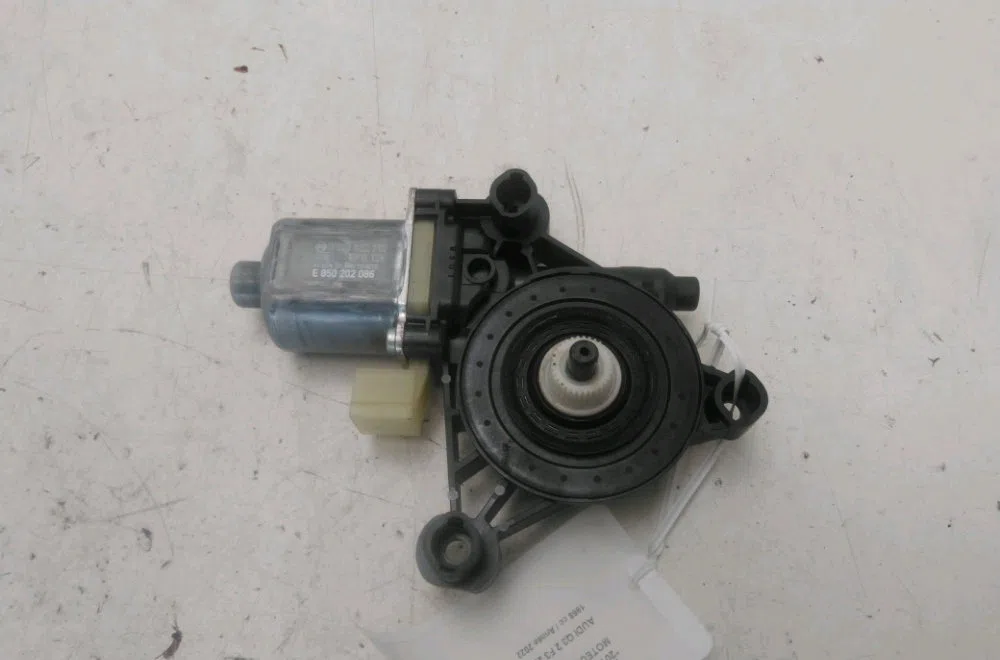 Moteur leve-vitre ard Audi Q3 (F3B) 35 tdi (2018) occasion