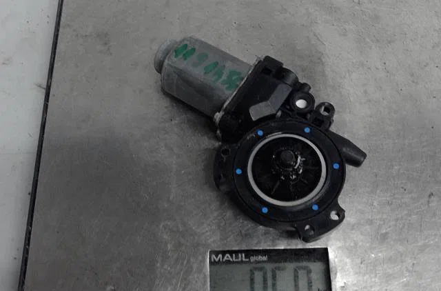 Moteur leve-vitre ard Hyundai SONATA V (NF) 2.0 crdi (2006-2010) occasion