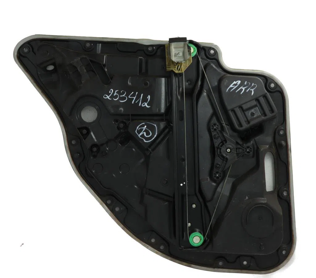 Moteur leve-vitre ard Mercedes-benz CLASSE C (W205) C 220 bluetec - d (205.002, 205.004) (2014-2018) occasion