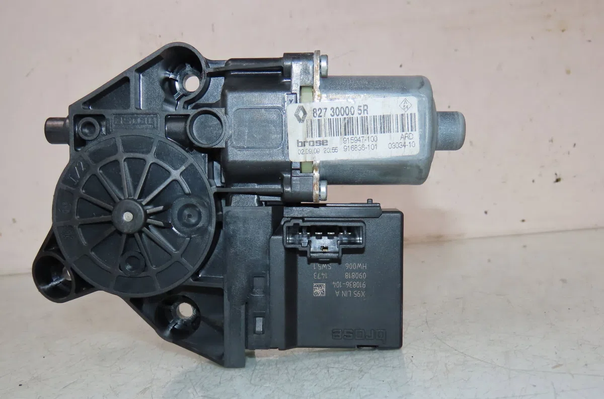 Moteur leve-vitre ard Renault SCÉNIC III (JZ0-1_) 1.9 dci (jz0j, jz1j, jz1k, jz1s) (2009) occasion