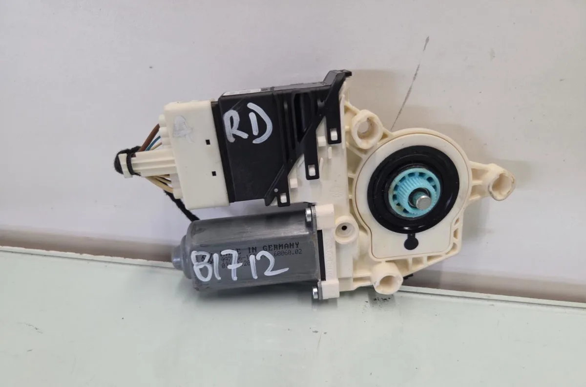 Moteur leve-vitre ard VOLKSWAGEN GOLF 6 occasion
