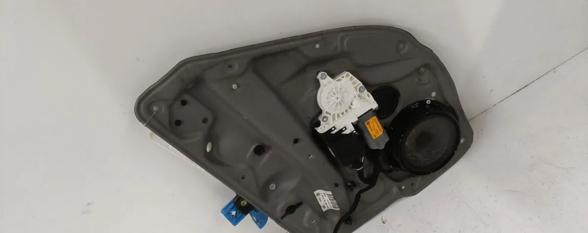Moteur leve-vitre ard Volkswagen GOLF IV (1J1) 1.9 tdi (1997-2004) occasion