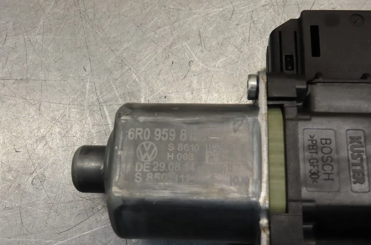 Moteur leve-vitre ard Volkswagen POLO V (6R1, 6C1) 1.4 tdi (2014) 5 portes occasion