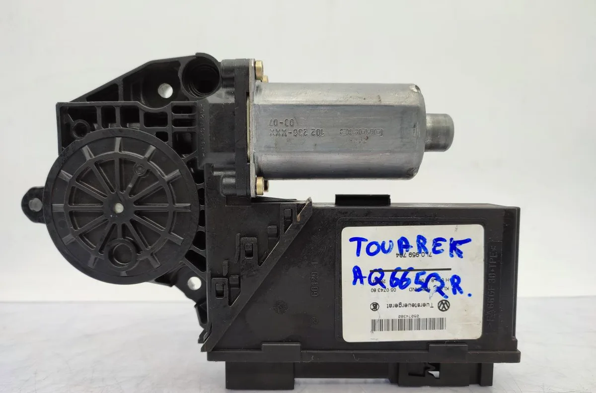Moteur leve-vitre ard VOLKSWAGEN TOUAREG 1 PHASE 1 occasion
