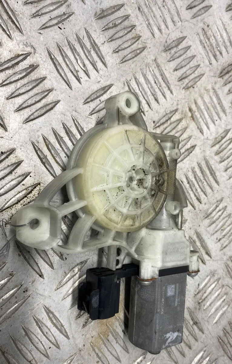 Moteur leve-vitre arg FORD FOCUS 4 PHASE 1 BREAK occasion