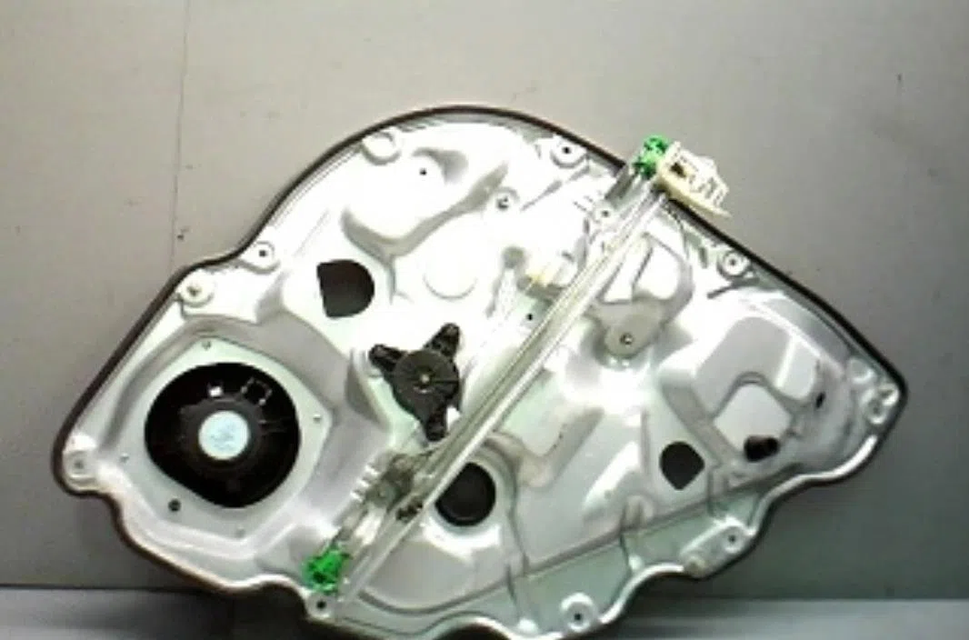 Moteur leve-vitre arg Lancia MUSA (350_) 1.3 d multijet (350.axb11, 350.axb1a) (2004-2012) occasion