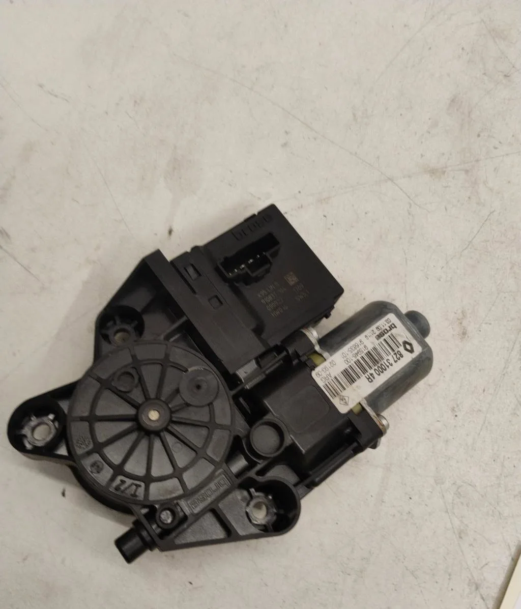 Moteur leve-vitre arg Renault SCÉNIC III (JZ0-1_) 1.9 dci (jz0j, jz1j, jz1k, jz1s) (2009) occasion