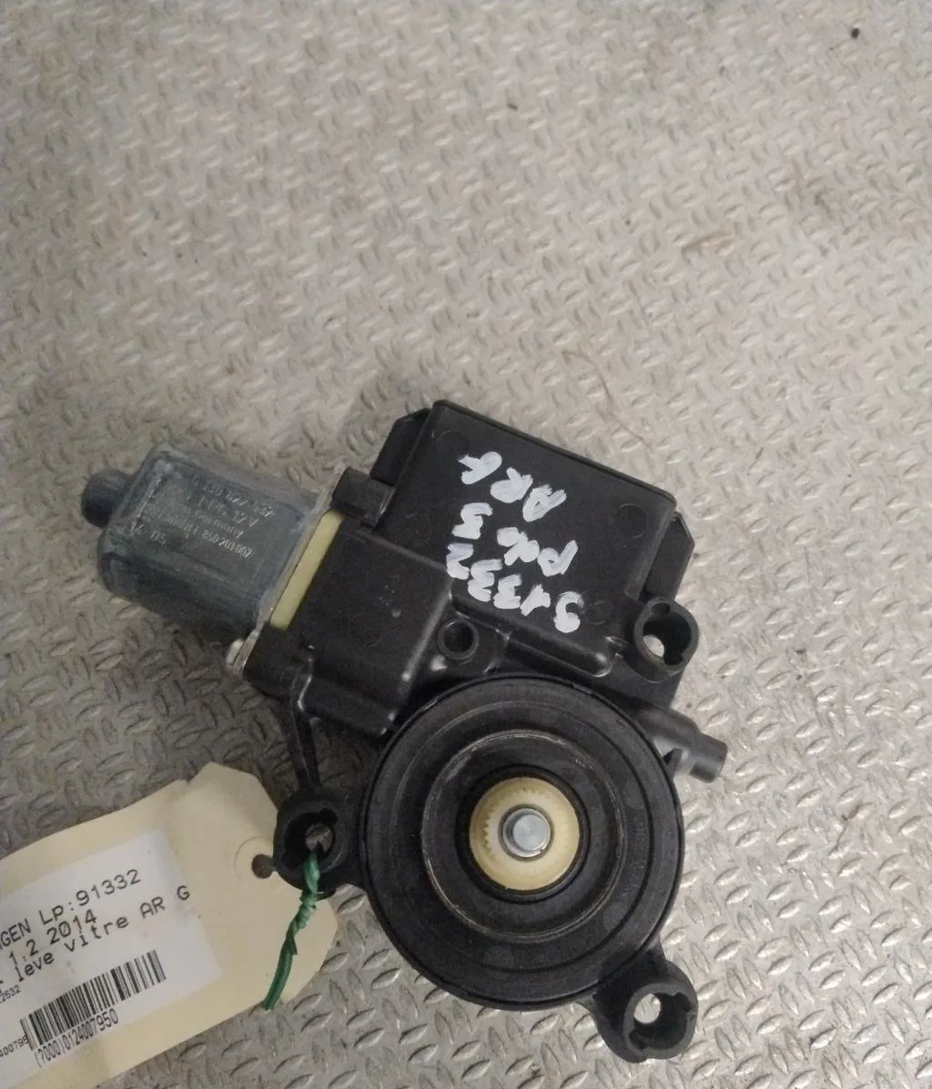 Moteur leve-vitre arg Volkswagen POLO V (6R1, 6C1) 1.2 tsi 16v (2014-2017) 5 portes occasion