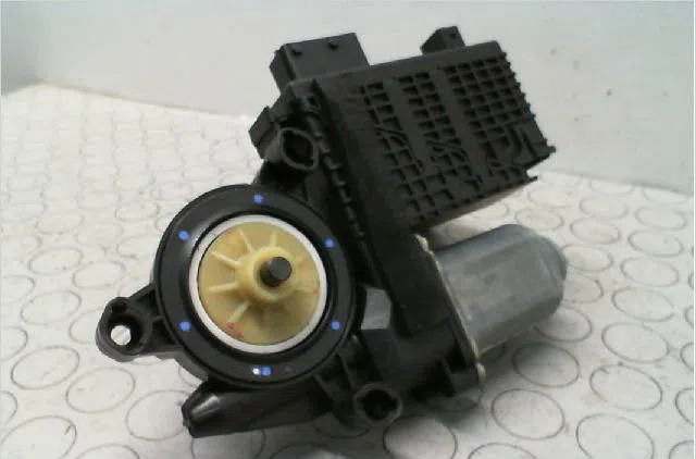 Moteur leve-vitre avd Citroën C4 GRAND PICASSO I (UA_) 1.6 hdi (2006-2011) 5 portes occasion