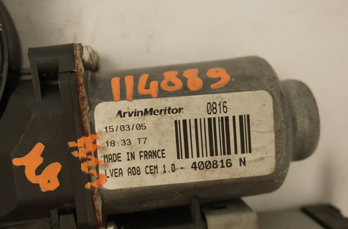 Moteur leve-vitre avd Peugeot 1007 (KM_) 1.6 16v (2005) occasion