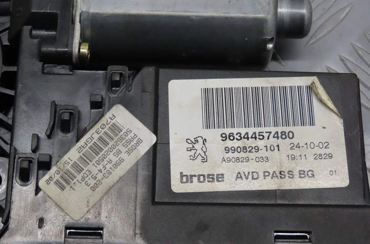 Moteur leve-vitre avd Peugeot 307 (3A-C) 2.0 hdi 110 (2000-2007) occasion