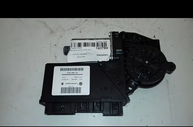 Moteur leve-vitre avd Porsche CAYENNE (9PA) S 4.5 (2002-2007) occasion