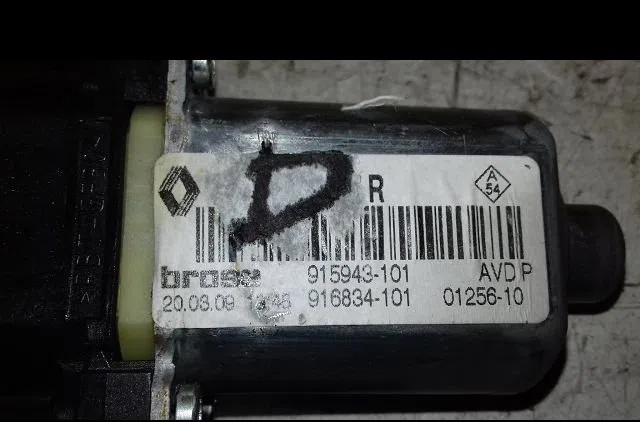 Moteur leve-vitre avd Renault SCÉNIC III (JZ0-1_) 1.5 dci (2009) 5 portes occasion