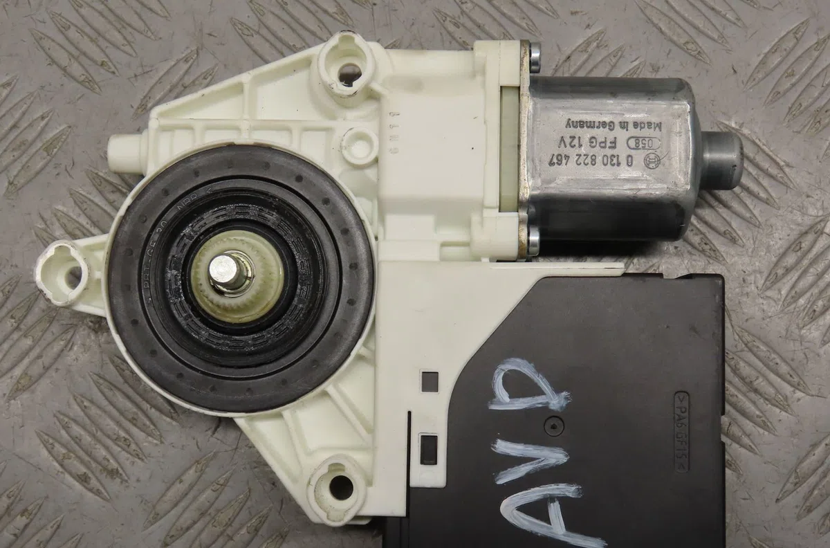 Moteur leve-vitre avd Volkswagen TIGUAN (5N_) 2.0 tdi (2008-2018) occasion