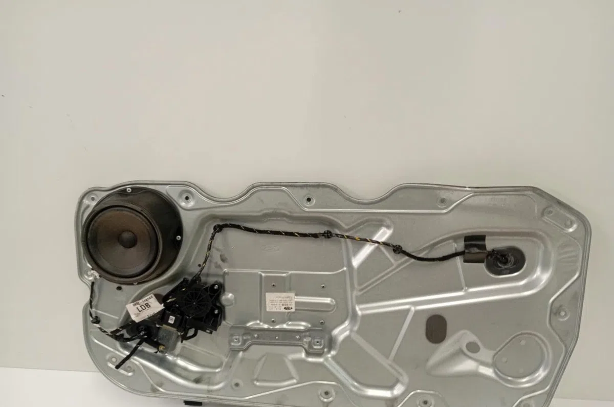 Moteur leve-vitre avg Ford FOCUS II (DA_, HCP, DP) 1.8 tdci (2005-2012) occasion