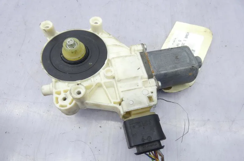 Moteur leve-vitre avg FORD MONDEO 3 PHASE 1 BREAK occasion