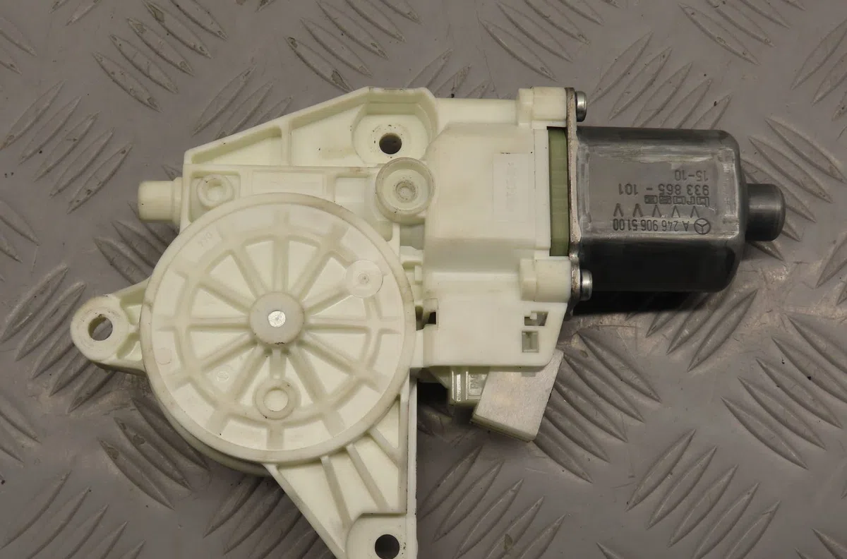 Moteur leve-vitre avg Mercedes-benz CLASSE A (W176) A 250 4-matic (176.051) (2015-2018) occasion