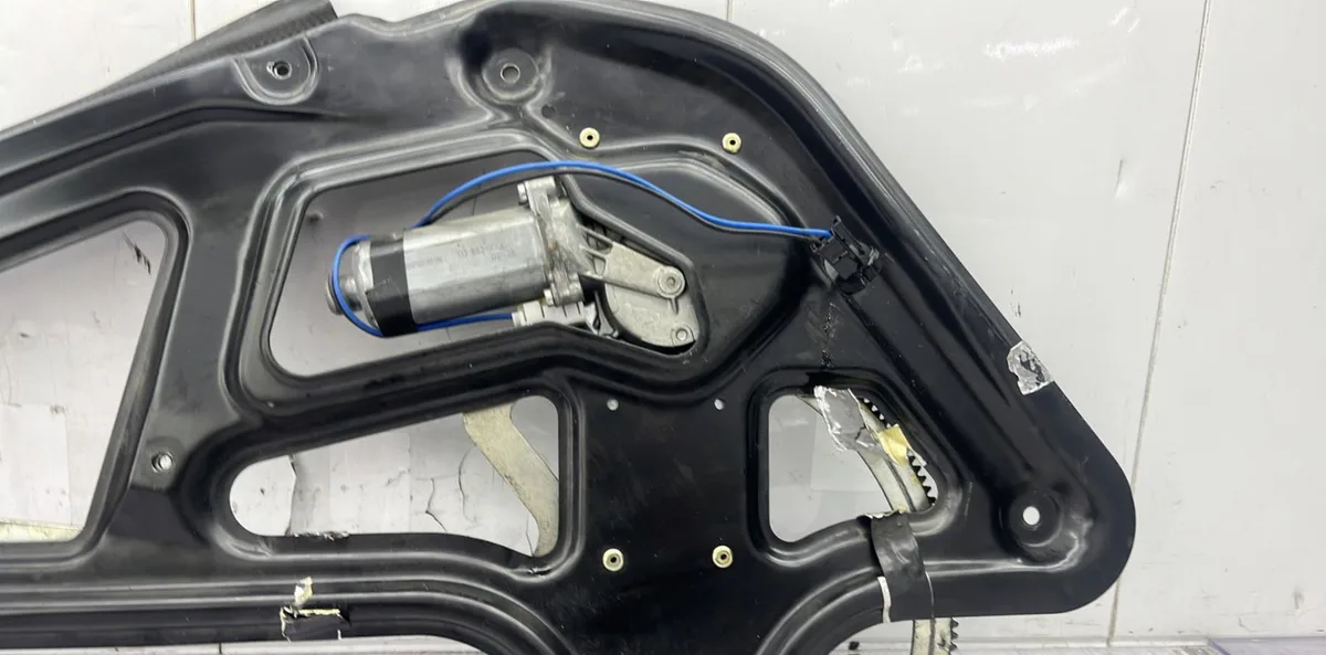 Moteur leve-vitre avg MERCEDES SPRINTER 1 PHASE 2 occasion