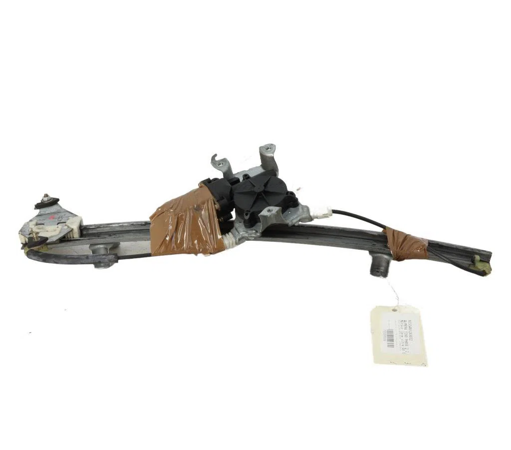Moteur leve-vitre avg Nissan ALMERA TINO (V10) 2.2 dci (2000-2006) occasion