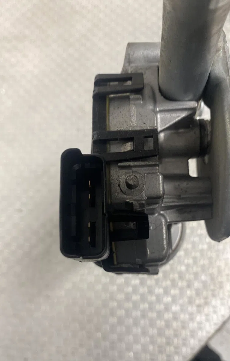 Moteur leve-vitre avg Peugeot 208 I (CA_, CC_) 1.4 hdi (2012) 3 portes occasion