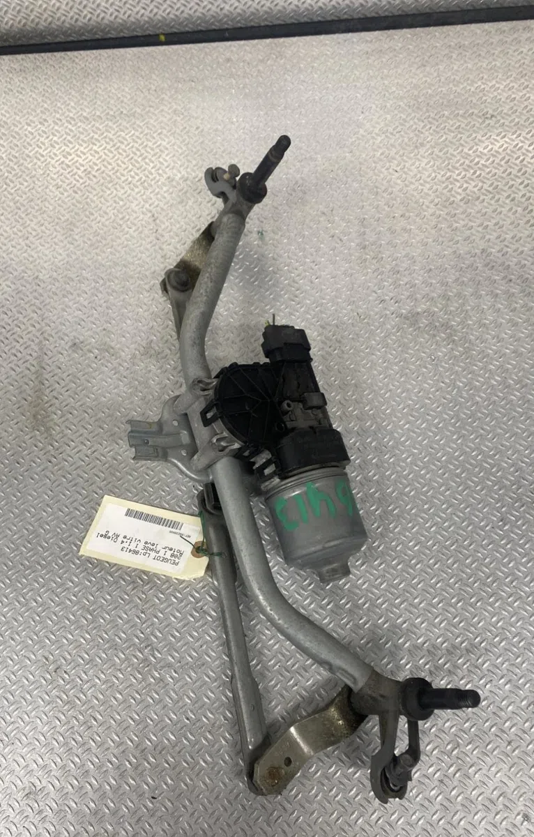 Moteur leve-vitre avg Peugeot 208 I (CA_, CC_) 1.4 hdi (2012) 3 portes occasion