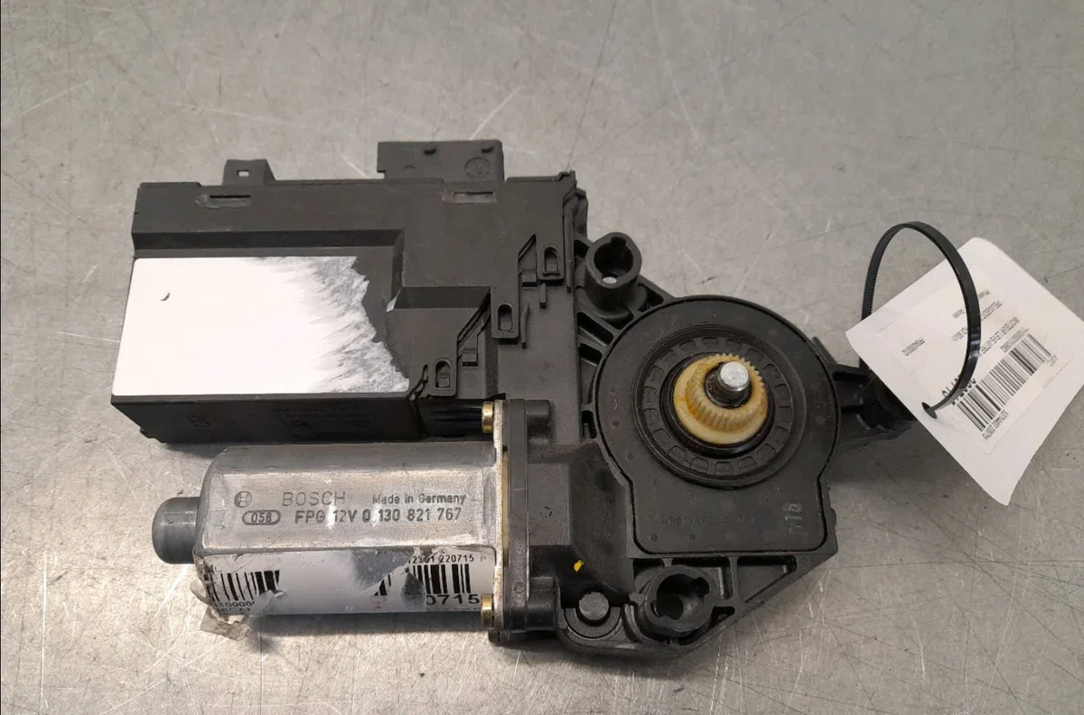 Moteur leve-vitre avg Peugeot 307 Break (3E) 2.0 hdi 90 (2002-2008) occasion