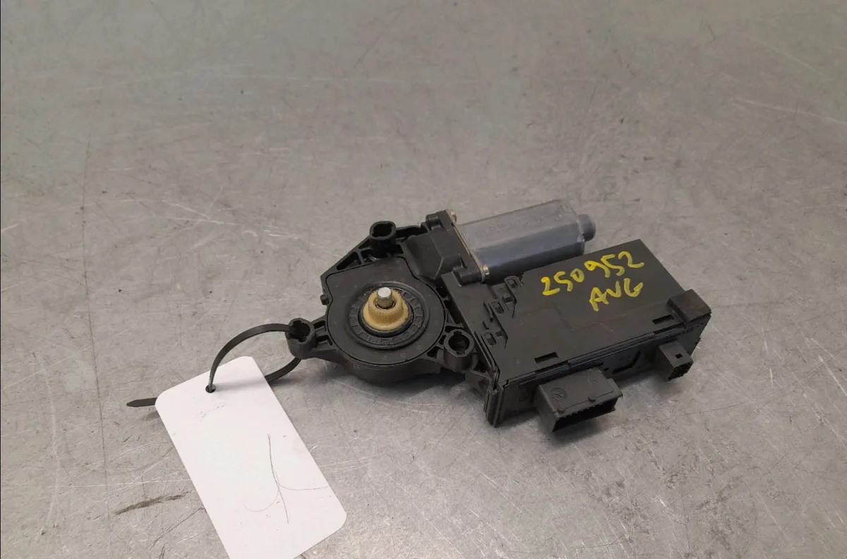 Moteur leve-vitre avg Peugeot 307 SW (3H) 2.0 hdi 110 (2002-2009) occasion