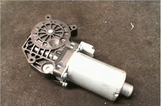 Moteur leve-vitre avg Peugeot PARTNER Camionnette-Monospace (5_, G_) 2.0 hdi (2000-2008) 3 portes occasion