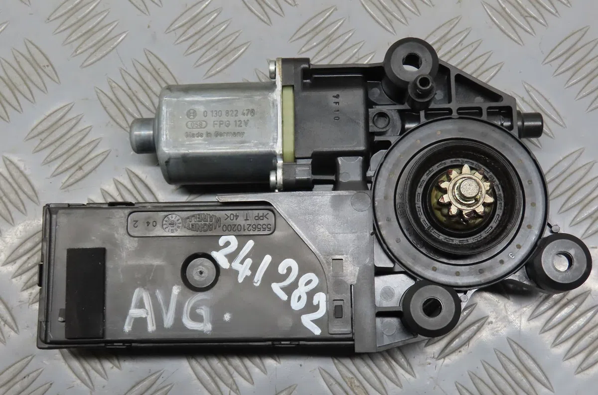 Moteur leve-vitre avg Renault MEGANE III Coupé (DZ0-1_) 1.5 dci (dz09, dz0d, dz1f, dz1g, dz14, dz29) (2009-2015) 3 porte