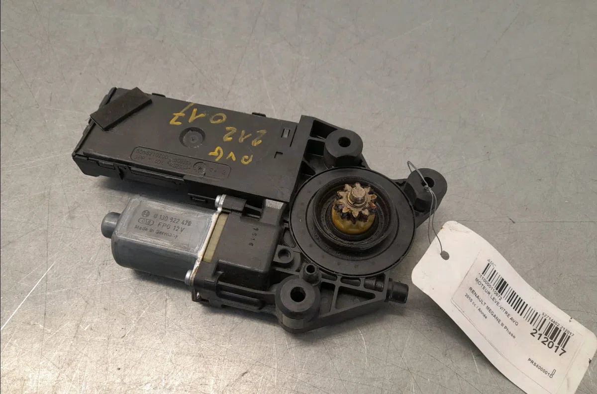 Moteur leve-vitre avg Renault MEGANE III Grandtour (KZ0-1) 1.5 dci (kz09, kz0d, kz1g, kz29, kz14, kz1w, kz10, kz1f,... (