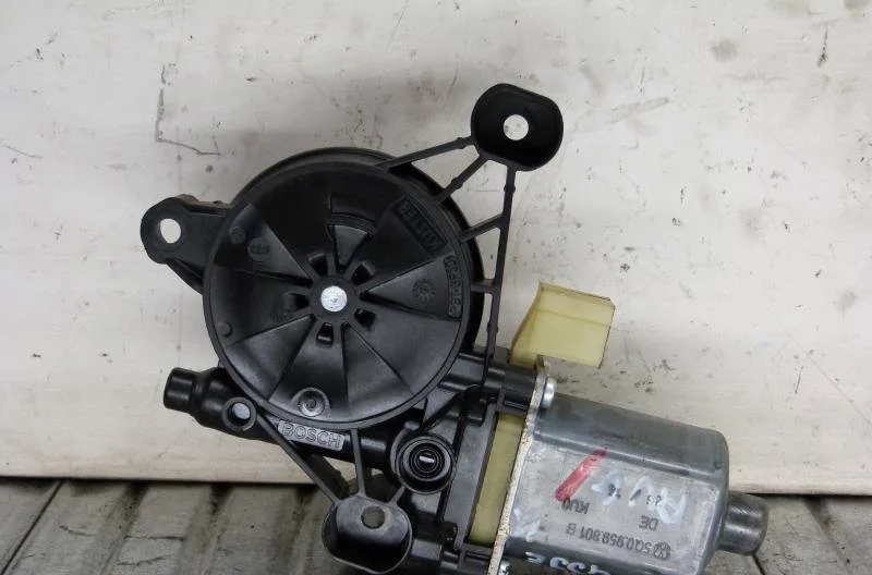 Moteur leve-vitre avg VOLKSWAGEN GOLF 7 PHASE 1 occasion