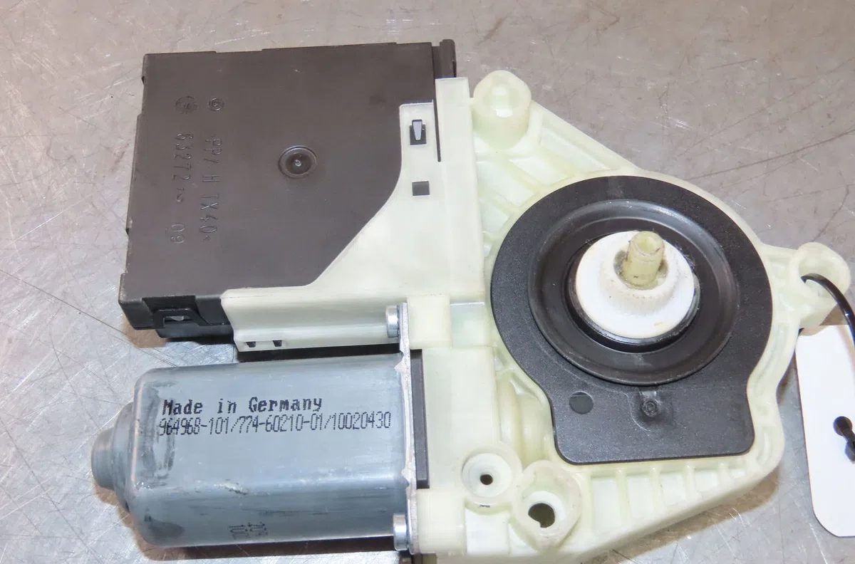 Moteur leve-vitre avg Volkswagen GOLF VI (5K1) 1.4 tsi (2008-2012) 5 portes occasion