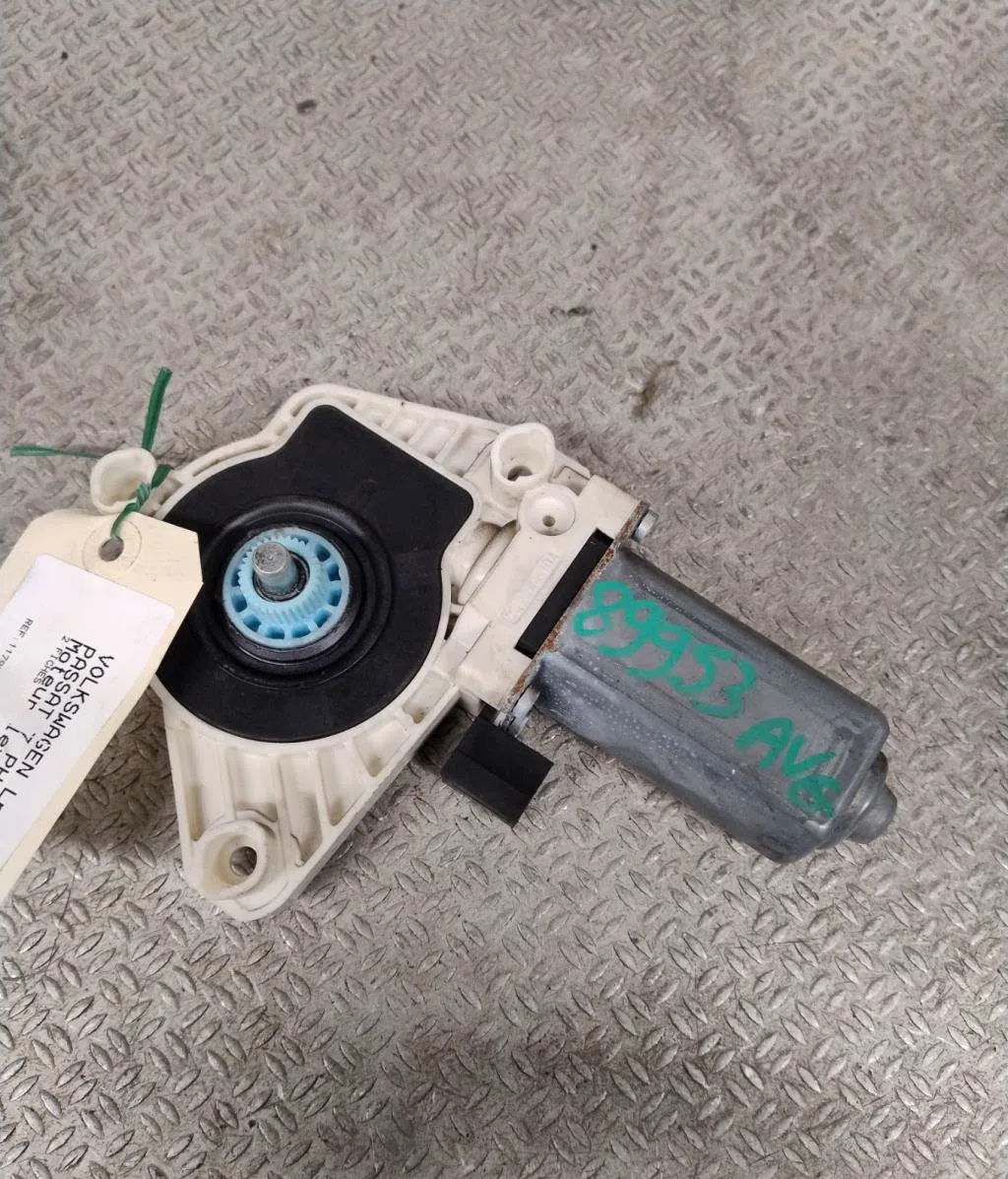 Moteur leve-vitre avg VOLKSWAGEN PASSAT 7  PASSAT 7 PHASE 1 occasion