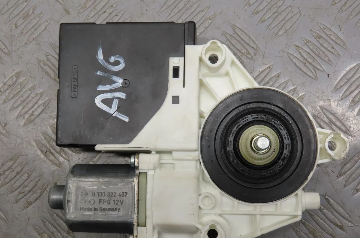 Moteur leve-vitre avg Volkswagen TIGUAN (5N_) 2.0 tdi (2008-2018) occasion