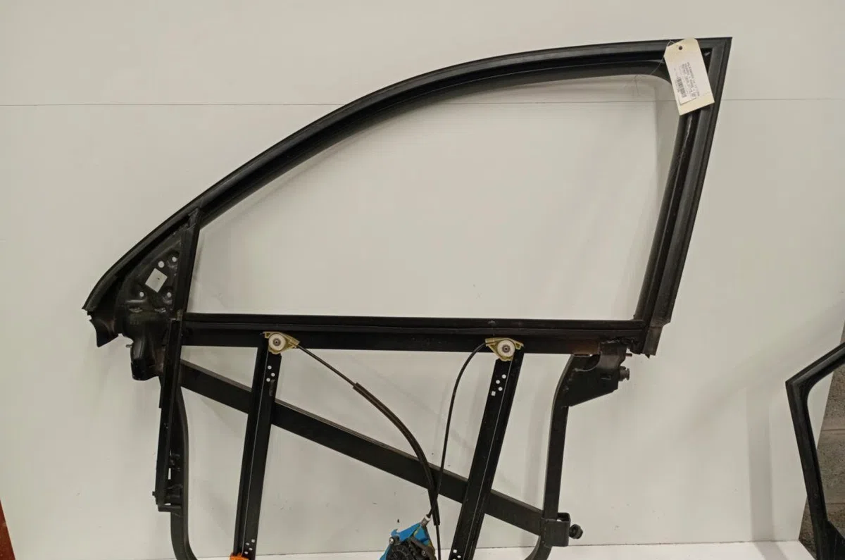 Moteur leve-vitre avg VOLKSWAGEN TOUAREG 1  TOUAREG 1 PHASE 1 occasion