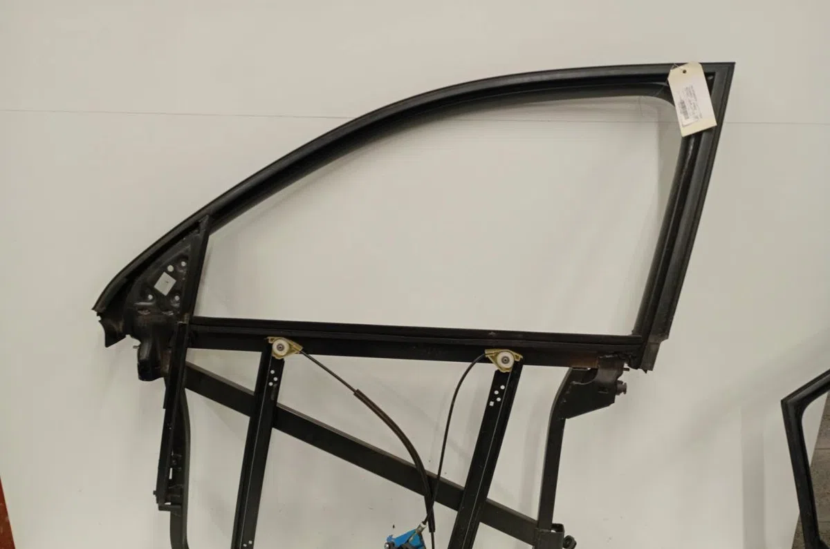 Moteur leve-vitre avg VOLKSWAGEN TOUAREG 1  TOUAREG 1 PHASE 1 occasion