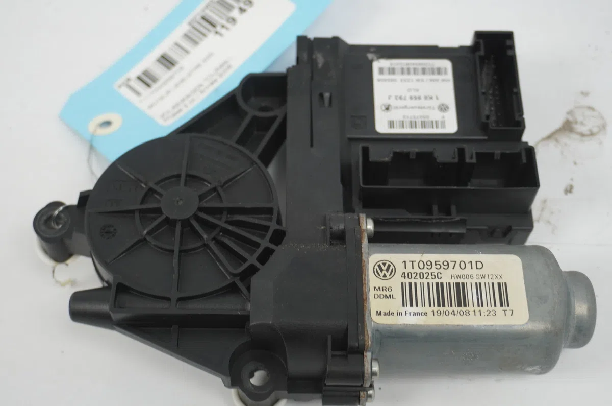 Moteur leve-vitre avg Volkswagen TOURAN (1T1, 1T2) 2.0 tdi 16v (2003-2010) 5 portes occasion