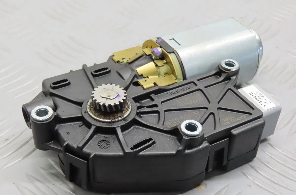 Moteur toit ouvrant Land rover RANGE ROVER EVOQUE (L538) 2.2 d 4x4 (2011-2019) occasion