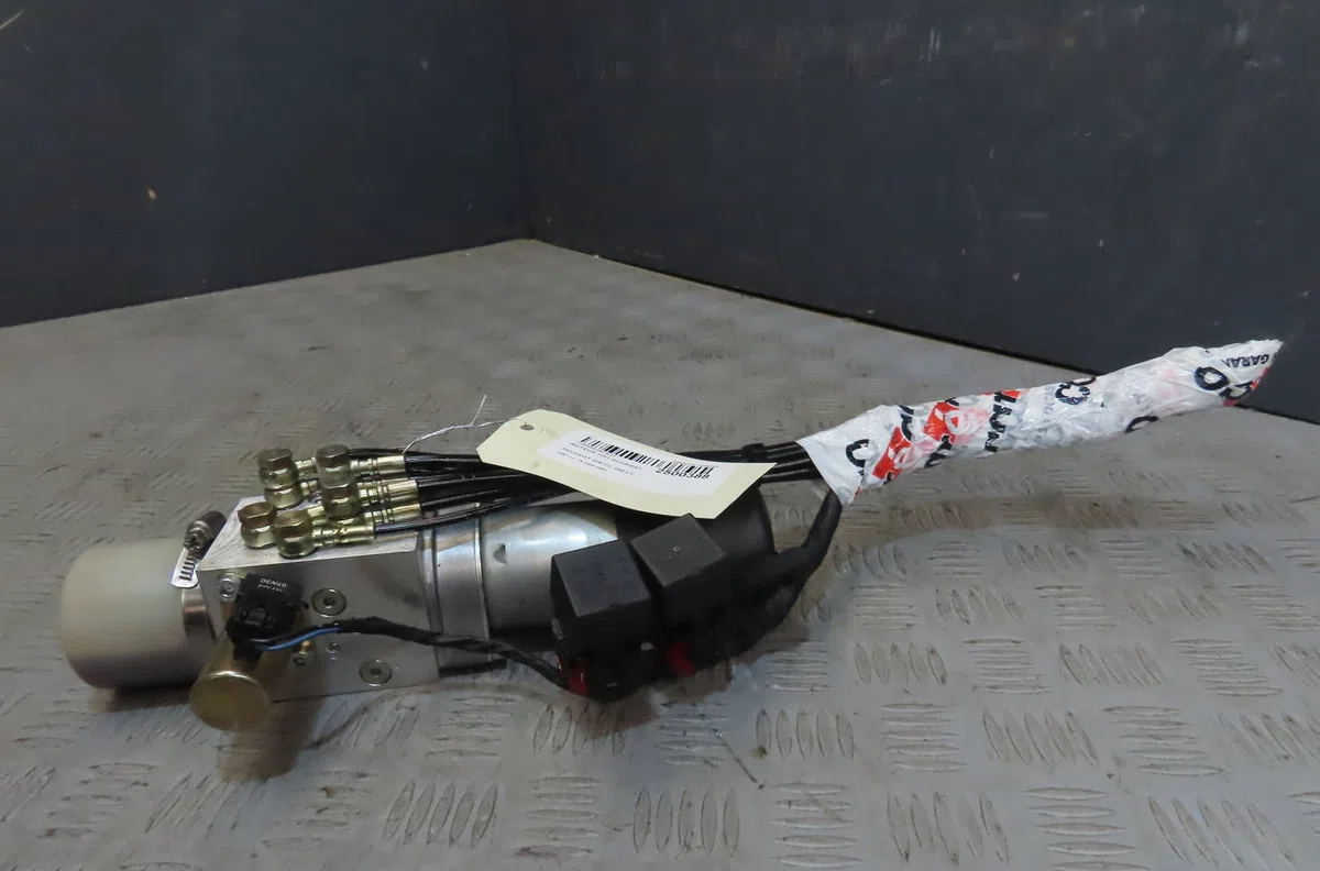 Moteur toit ouvrant Peugeot 206 CC (2D) 1.6 16v (2dnfuf, 2dnfur) (2000-2007) 2 portes occasion