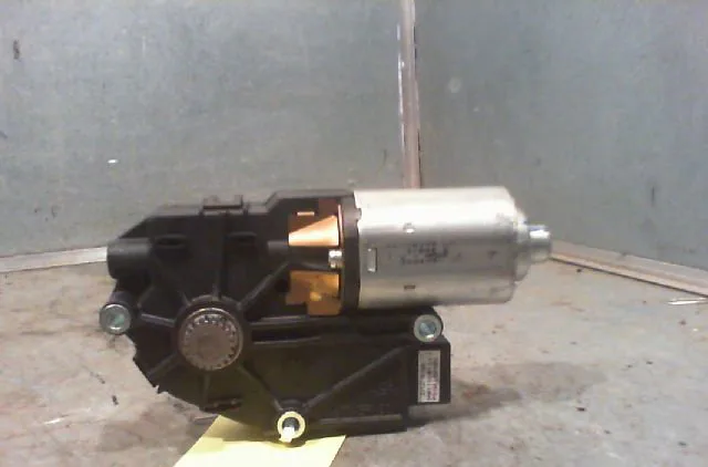 Moteur toit ouvrant PEUGEOT 407 2005 occasion