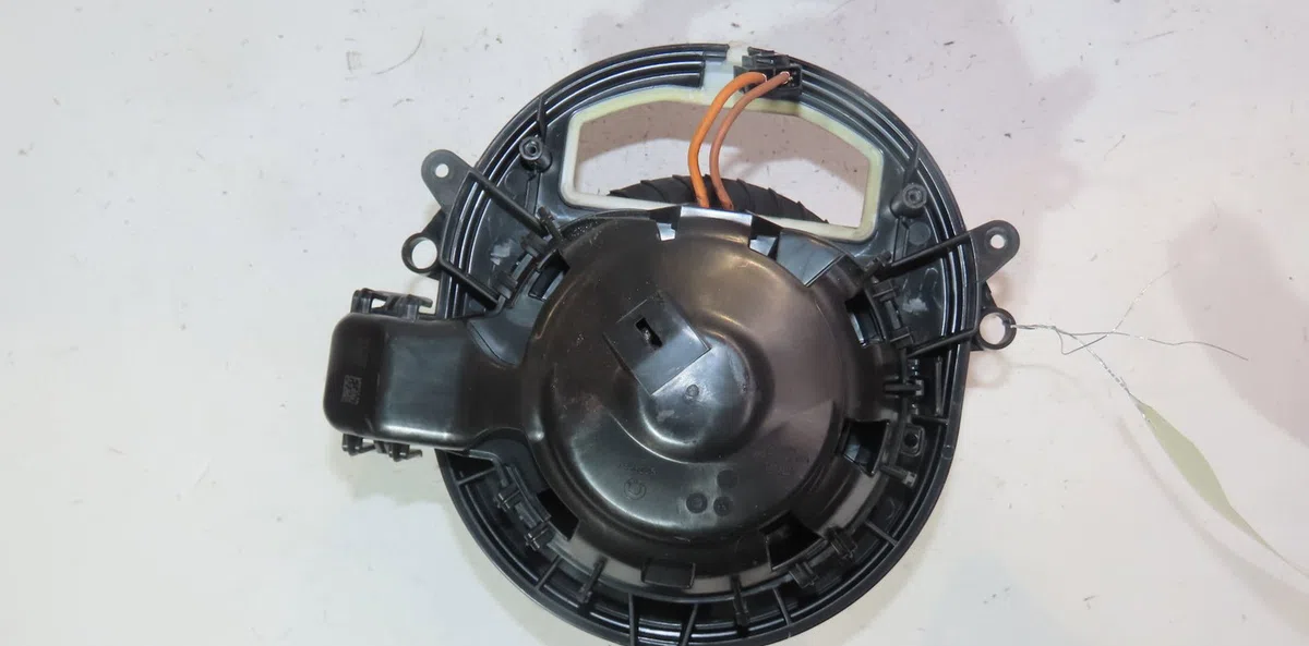 Moteur ventilateur chauffage Bmw 2 Coupé (F22, F87) 218 d (2014-2015) occasion